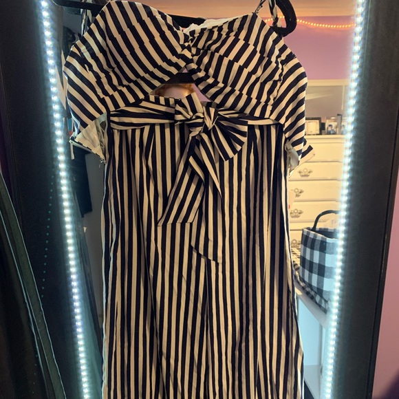 two piece navy and white striped set- size L - Picture 1 of 8